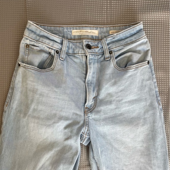 MOST COLLECTION Women’s Light Blue High Waist Mom Most Denim Jeans Size 25 - Picture 2 of 14